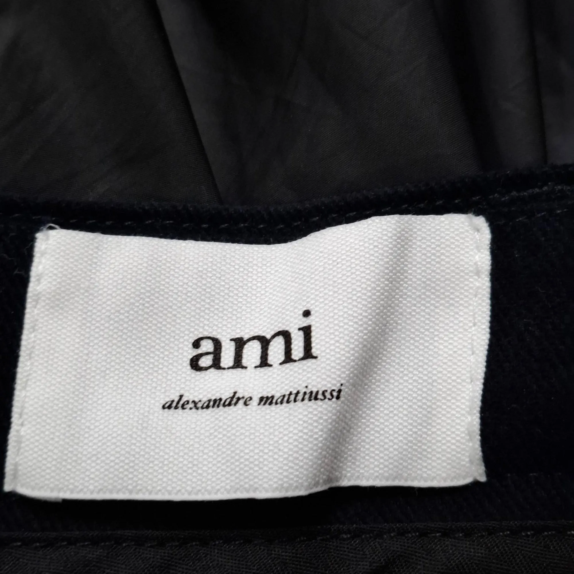 AMI Paris Pantalon Carotte en Coton Bleu Marine