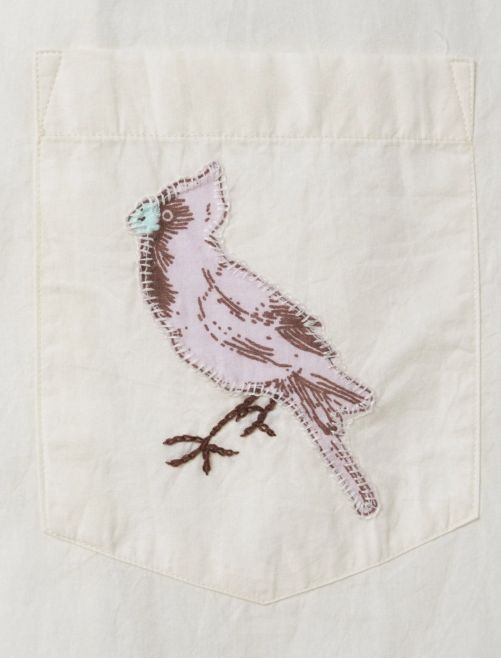 CHEMISE CARDINALE À APPLIQUÉ