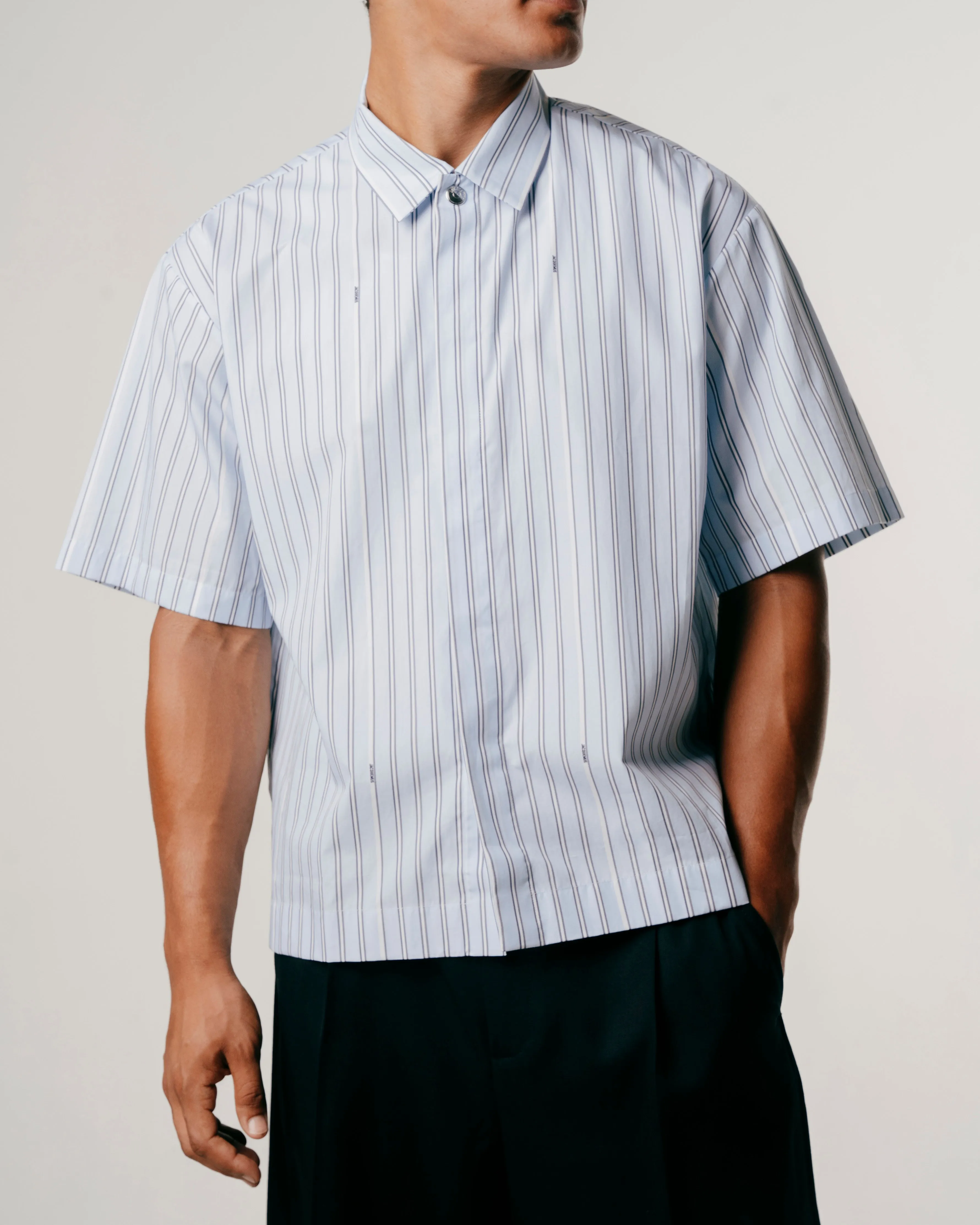 CHEMISE À MANCHES
