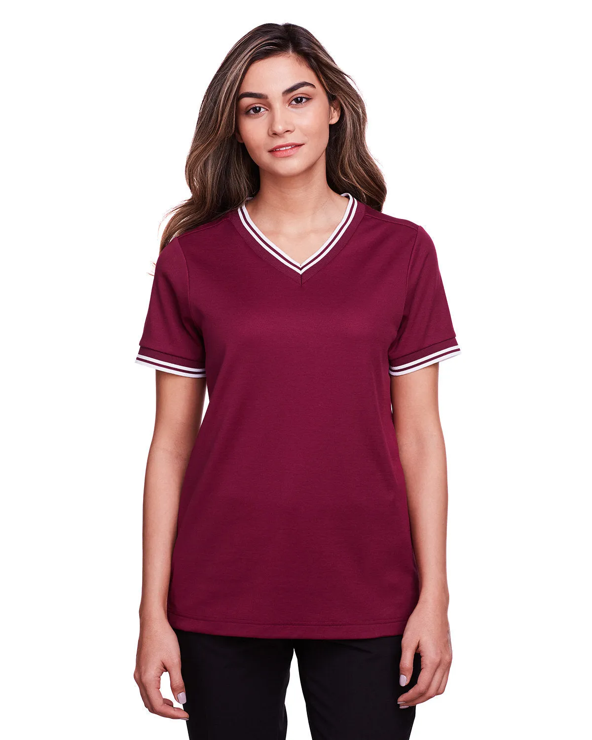 Devon & Jones DG20CW Polo pour Femme CrownLux Performance à Col en V Plissé et Boutonné