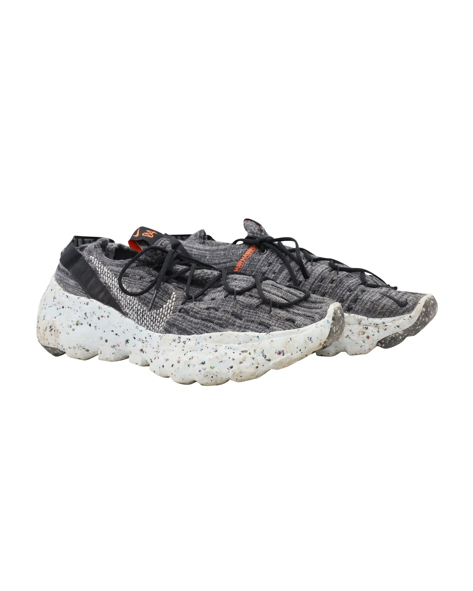 Nike Space Hippie IV en Flyknit gris fer