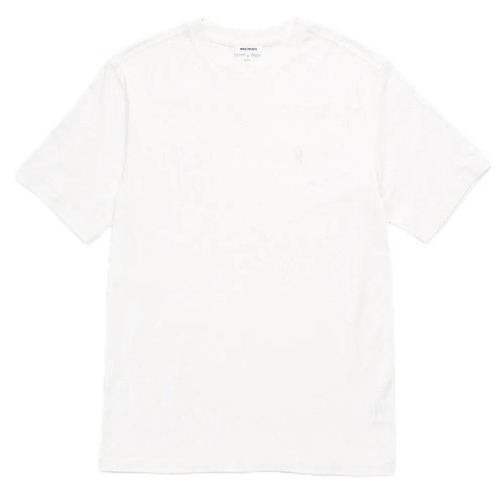 Norse Projects Johannes T-Shirt à teinture écologique SS Blanc brut
